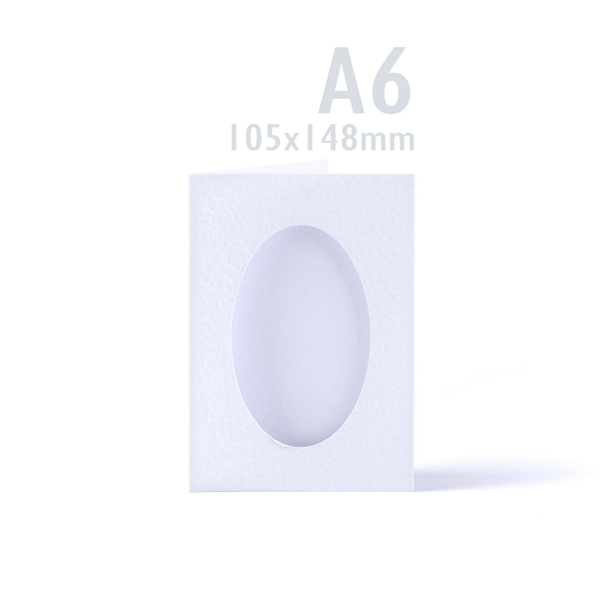 Confezione di biglietti bianchi martellati a tre ante con finestra ovale